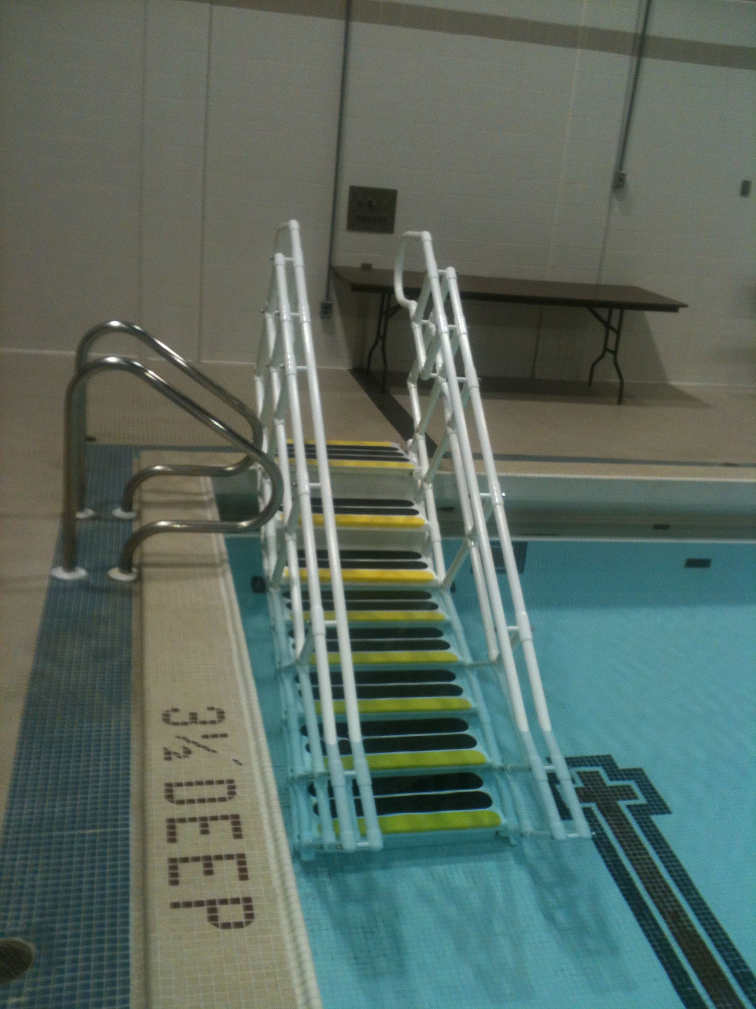 ADA Pool Steps